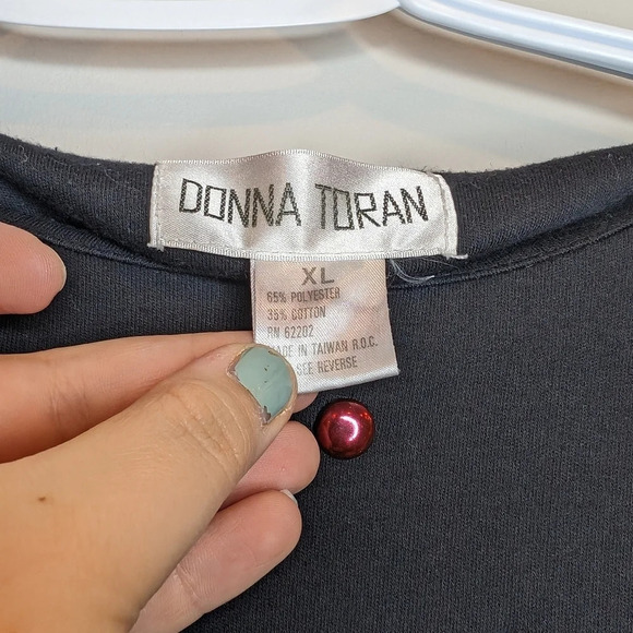 Vintage Donna Toran Black Studded Fringe Shoulder Sweater Women XL - Picture 3 of 9